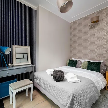 Apartman Grzybowska Designer By Bookinghost