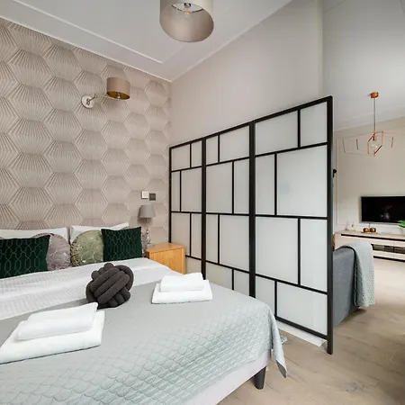 Grzybowska Designer By Bookinghost Apartman Varsó